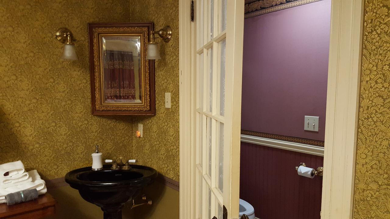 Holidae House Bed & Breakfast - thumb 5