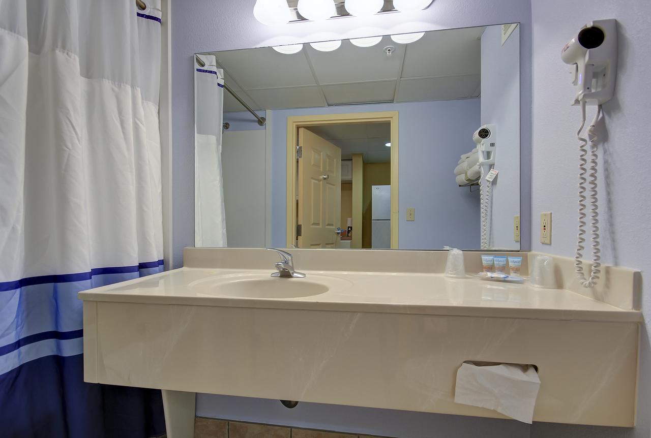 Bonita Beach Hotel - thumb 23