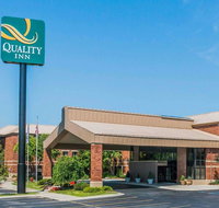 Quality Inn Auburn Hills - Accommodation San Jose