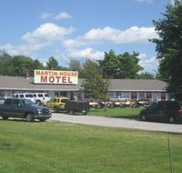 Martin House Motel Brookfield - Accommodation San Jose