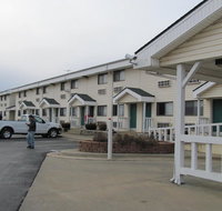 American Inn Ozark - Accommodation San Jose