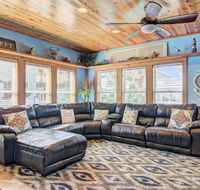 VW67 - Whale of a Time - Accommodation San Jose