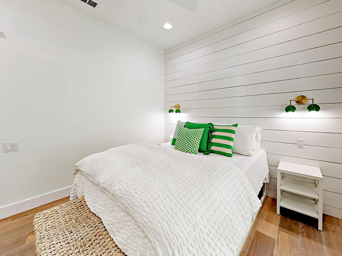 141 Sunrise Home - thumb 5