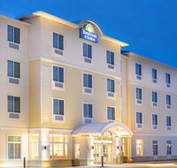 Days Inn  Suites by Wyndham Kearney - Accommodation San Jose