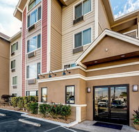 Quality Inn and Suites Reno - Accommodation San Jose