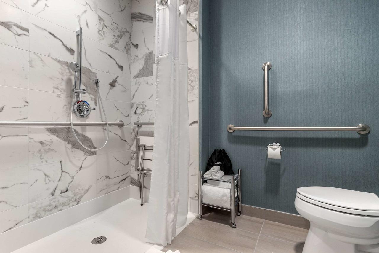 Cambria Hotel West Orange - thumb 42