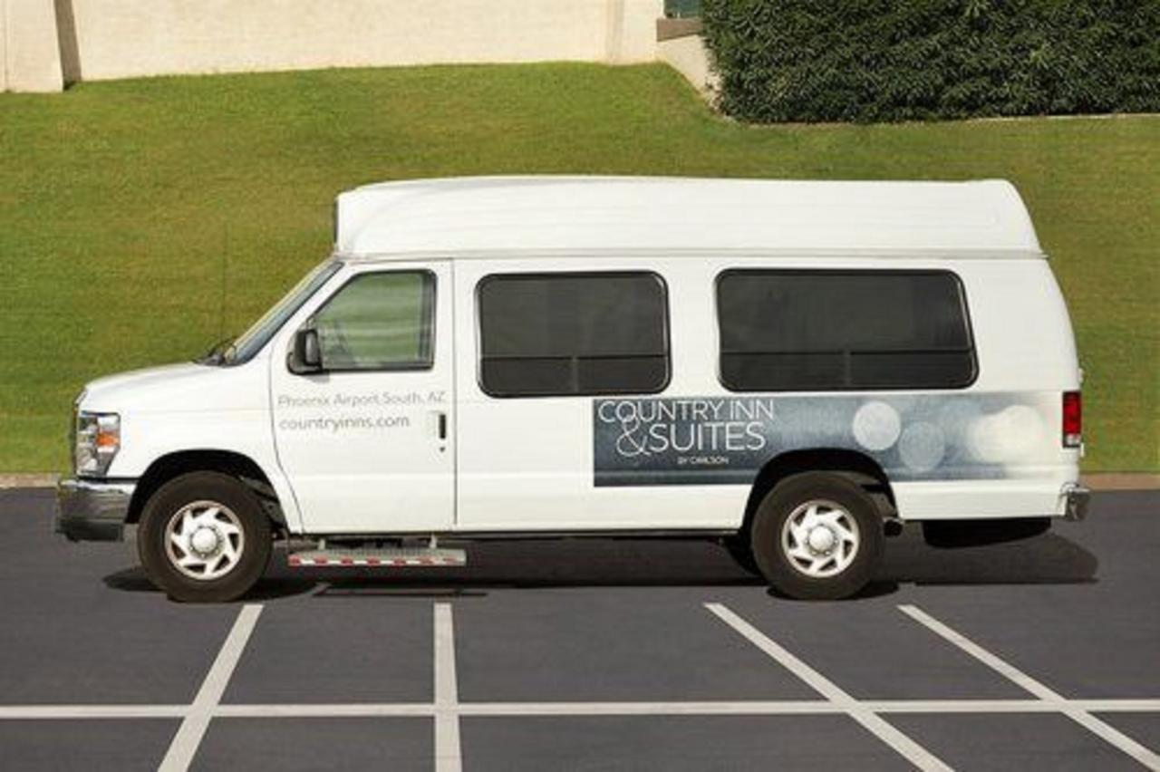 Country Inn & Suites By Radisson, Newark Airport, NJ - thumb 3