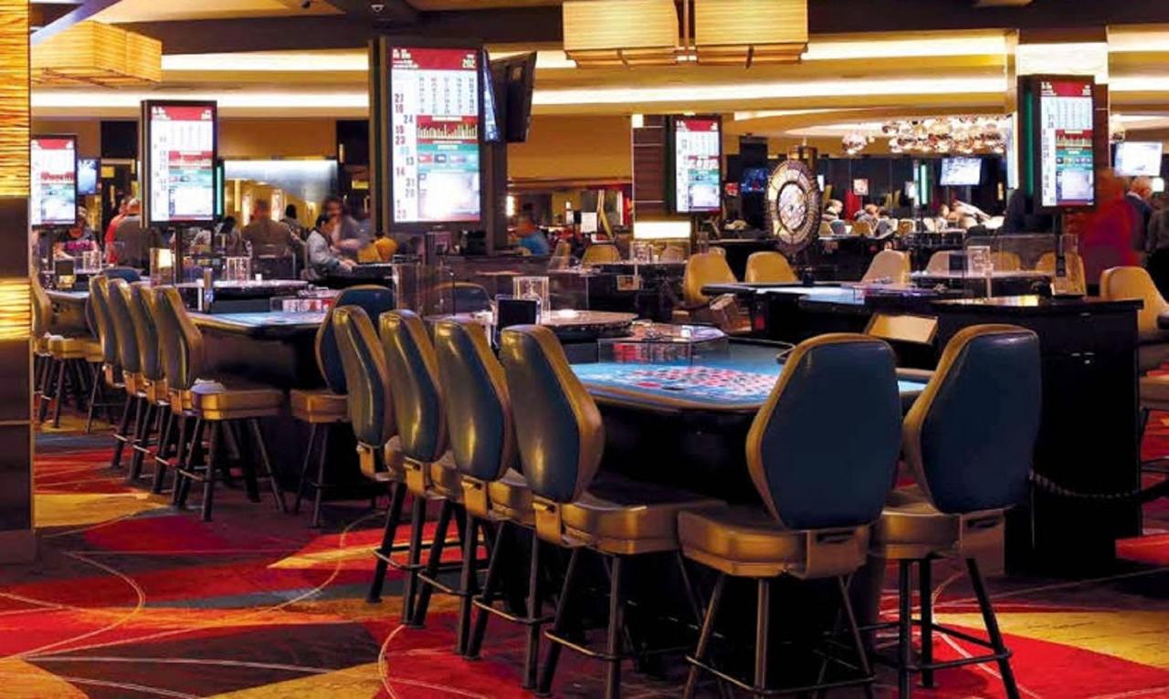 Tropicana Casino And Resort - thumb 20