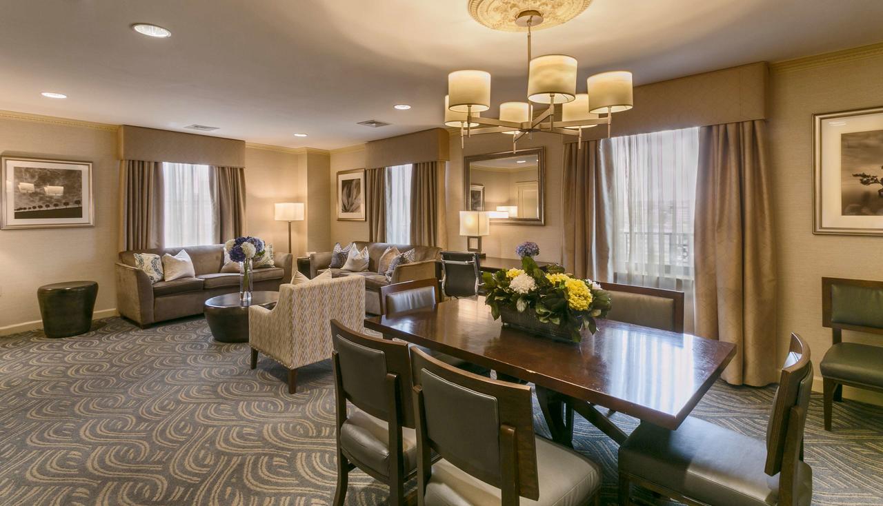 Best Western Plus Robert Treat - thumb 32