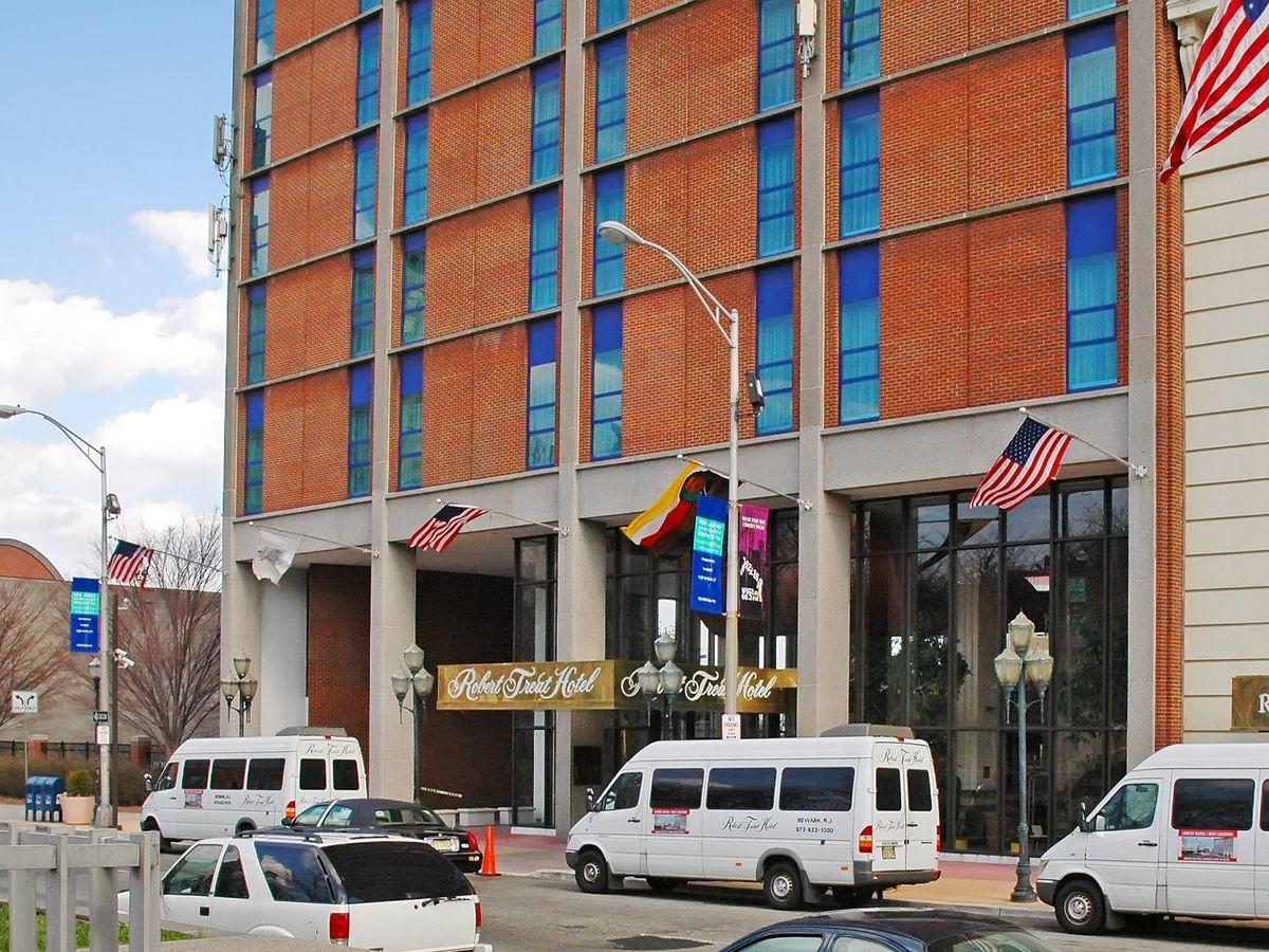 Best Western Plus Robert Treat - thumb 9