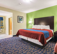 Rodeway Inn and Suites Ithaca - Accommodation San Jose