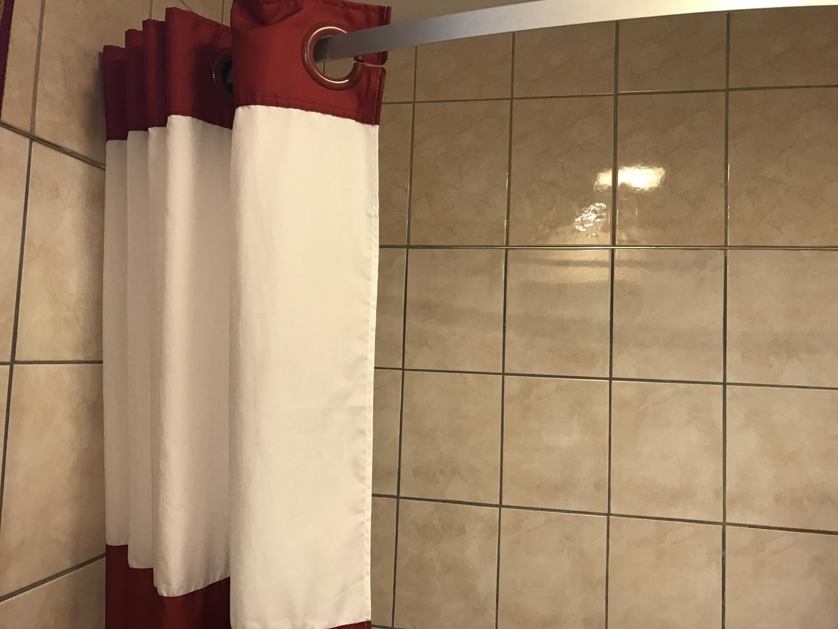 Budget Inn Tonawanda - thumb 11