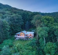 3 Bed 4 Bath Vacation home in Maggie Valley - Accommodation San Jose