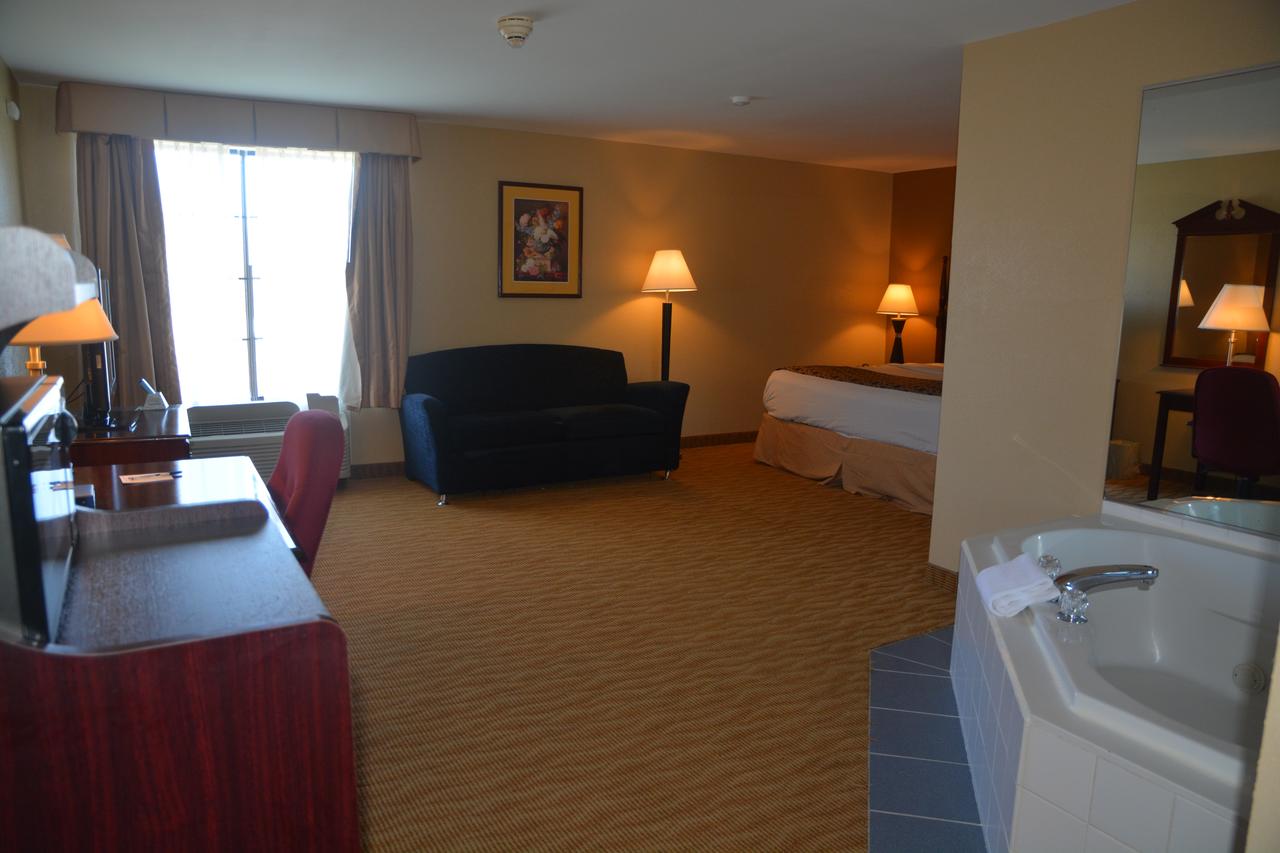 Countryside Inn And Suites - thumb 7