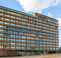 Quality Inn  Suites Cincinnati Downtown - Accommodation San Jose