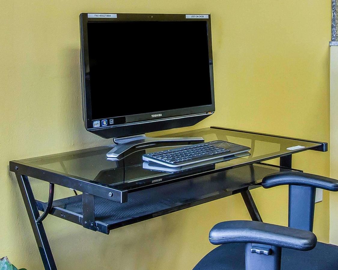 Econo Lodge Purcell - thumb 2