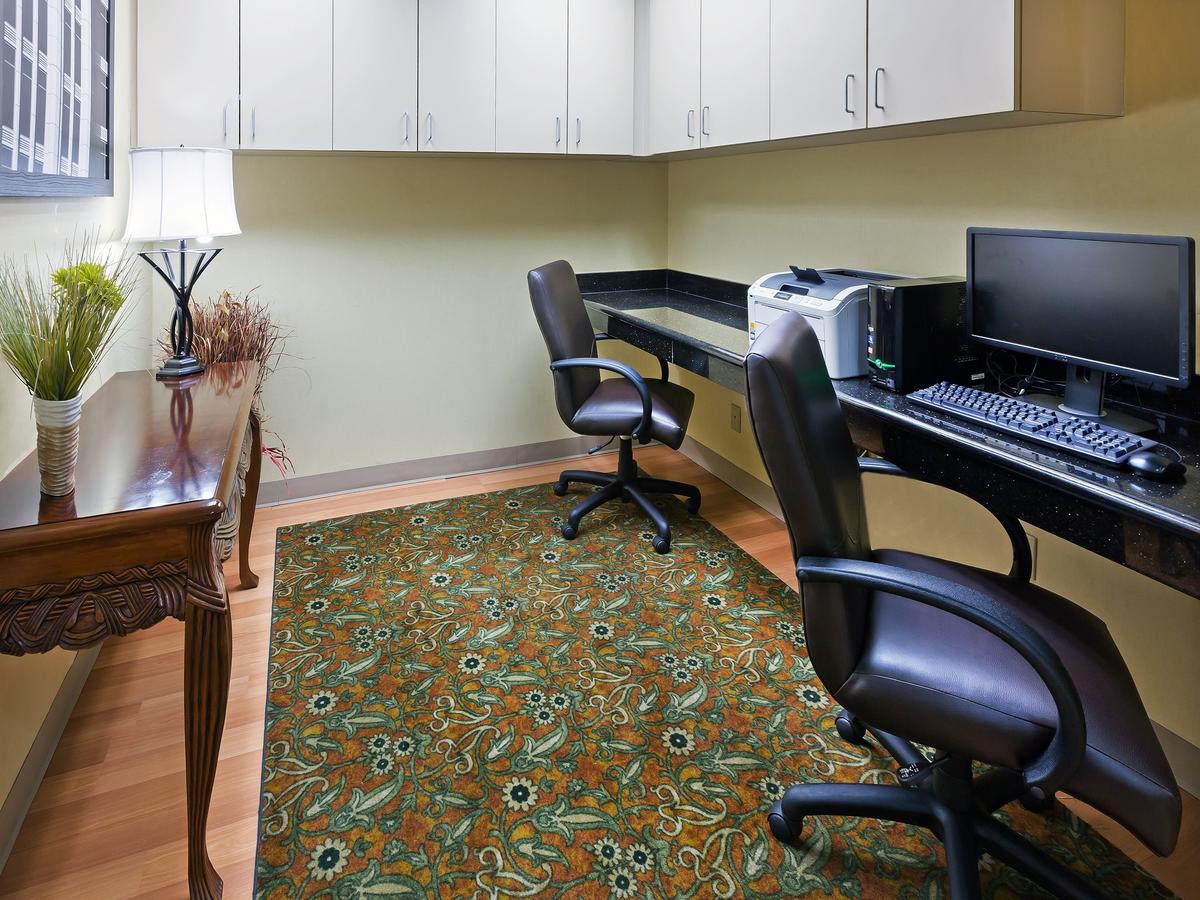 Country Inn & Suites By Radisson, Oklahoma City At Northwest Expressway, OK - thumb 9