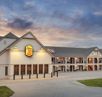 Super 8 by Wyndham City of Moore - Accommodation San Jose