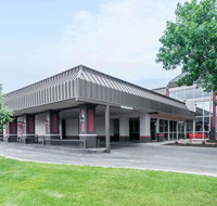 Ramada by Wyndham Rapid City - Accommodation San Jose