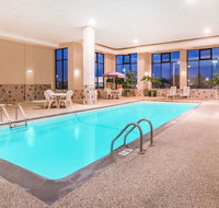 Howard Johnson by Wyndham Rapid City - Accommodation San Jose