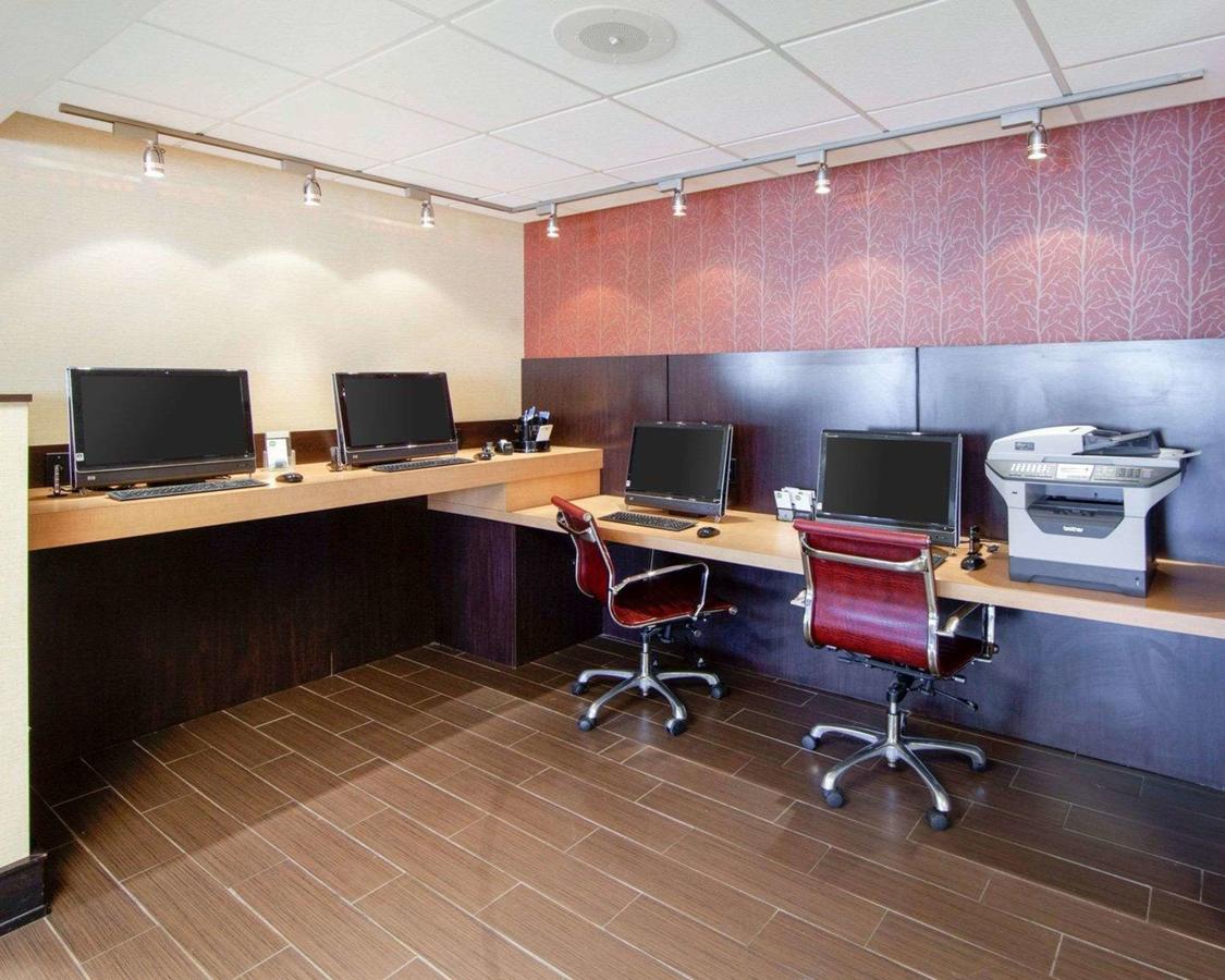 Comfort Inn Oak Ridge - thumb 21