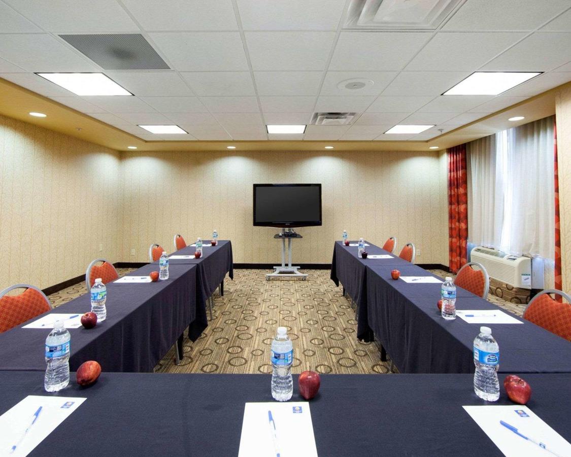 Comfort Inn Oak Ridge - thumb 6