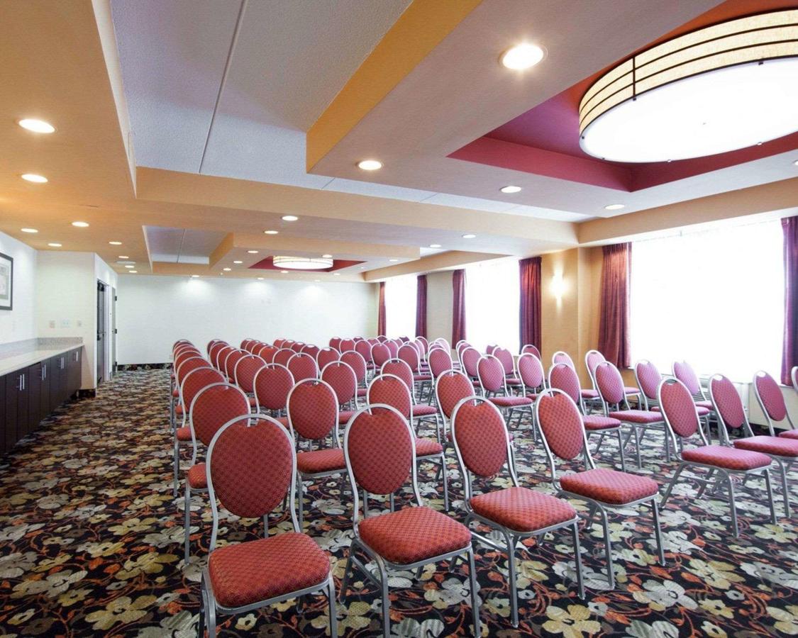 Comfort Inn Oak Ridge - thumb 23