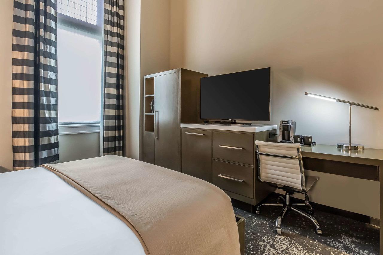 Hotel Napoleon, An Ascend Hotel Collection Member - thumb 3