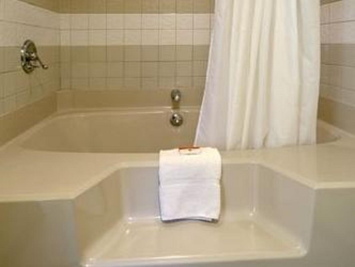 Inn Of Loudon By Magnuson Worldwide - thumb 11