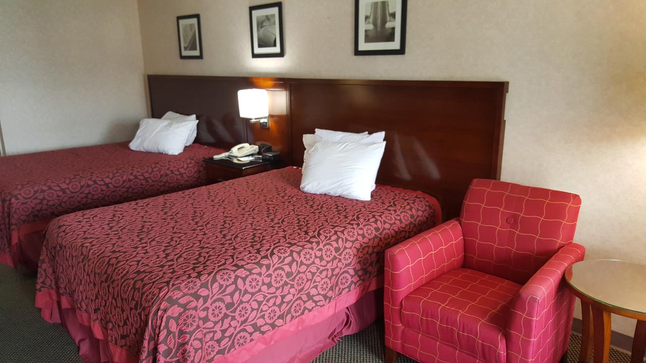 Days Inn By Wyndham Morristown - thumb 6