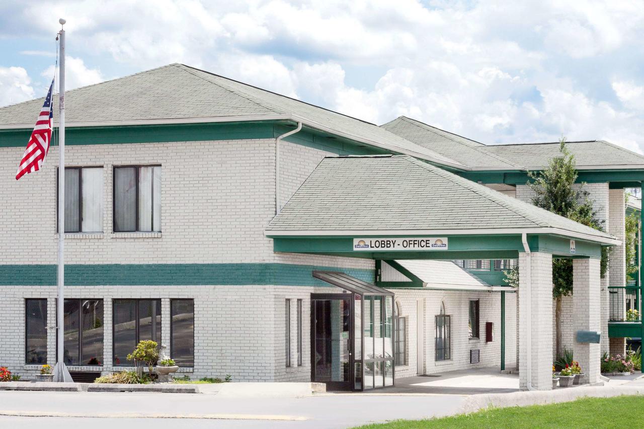 Days Inn By Wyndham Morristown - thumb 0