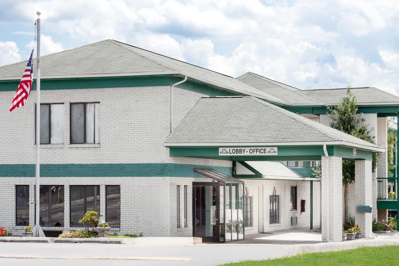 Days Inn By Wyndham Morristown - thumb 1