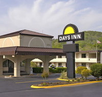 Days Inn by Wyndham Oak Ridge Knoxville - Accommodation San Jose
