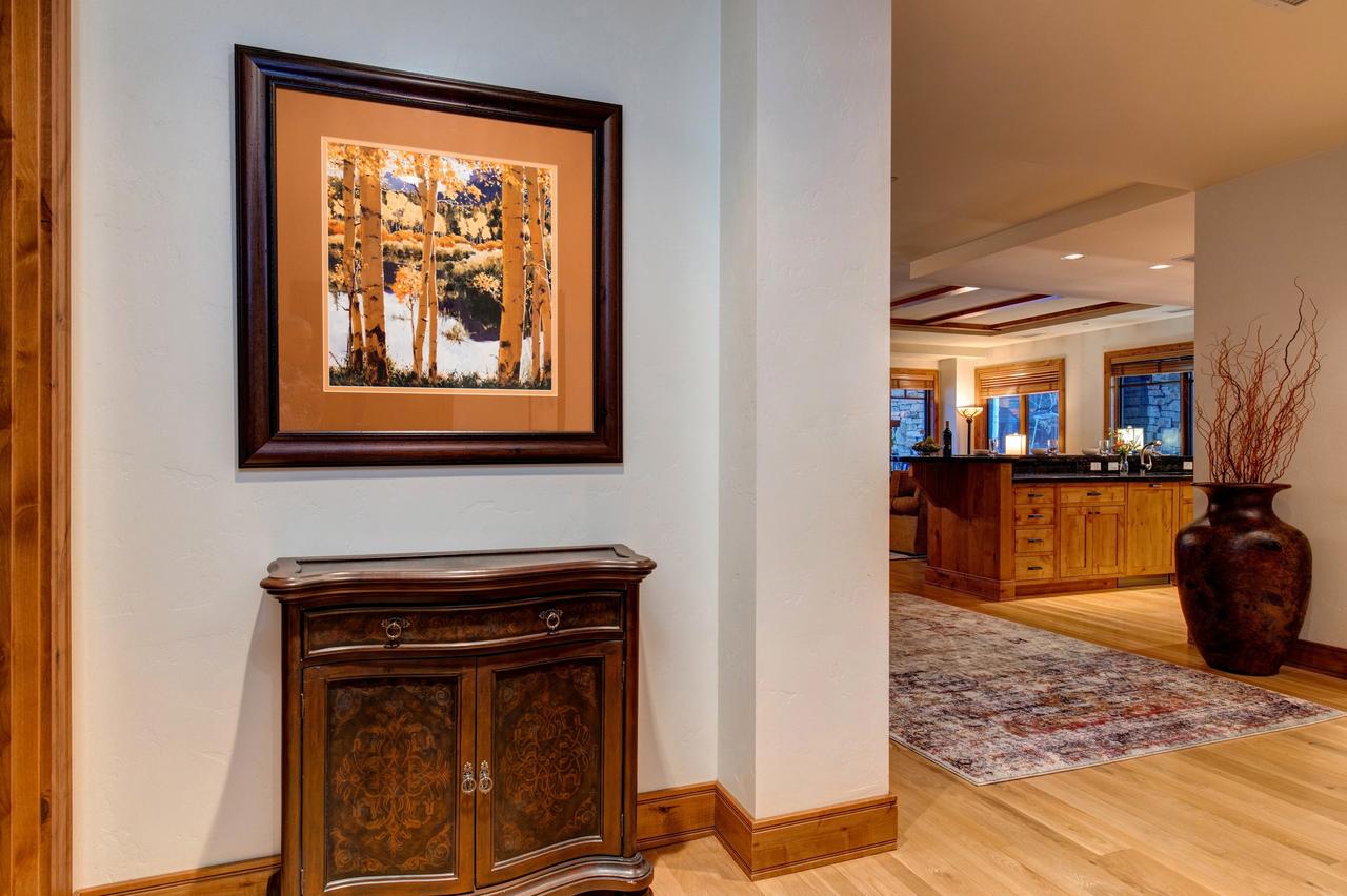 Abode On Empire Pass - thumb 26