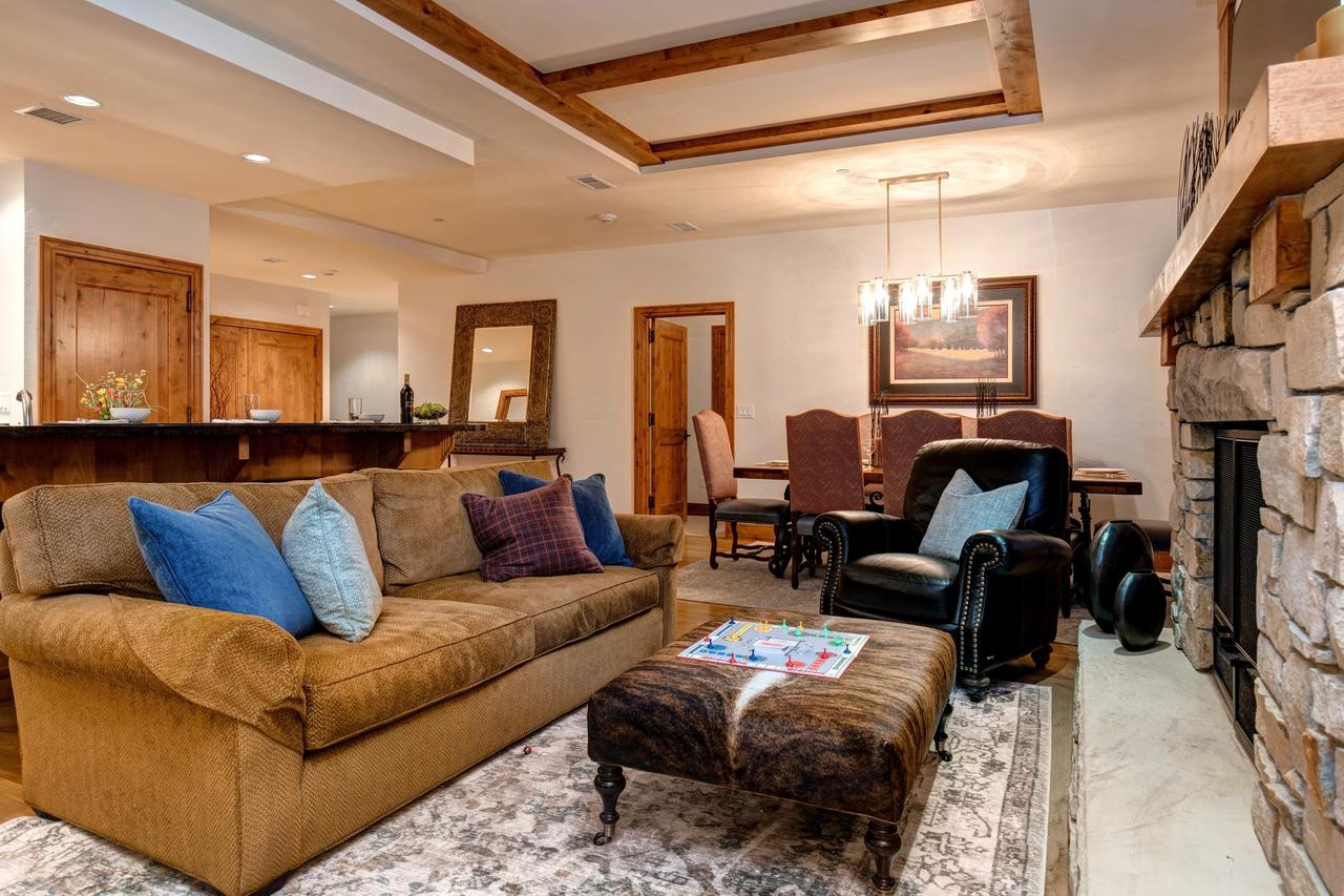 Abode On Empire Pass - thumb 8