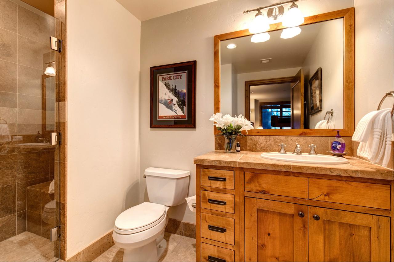 Abode On Empire Pass - thumb 28