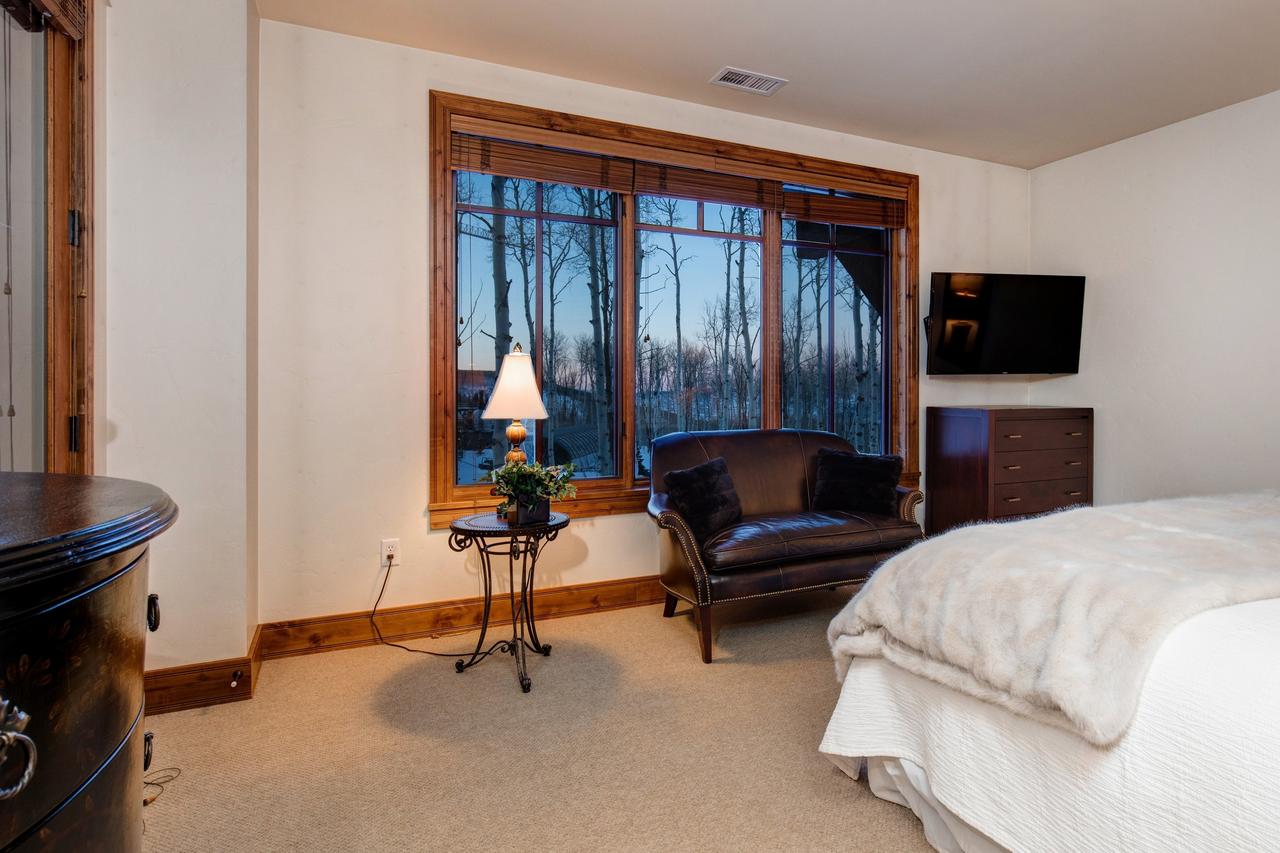 Abode On Empire Pass - thumb 22