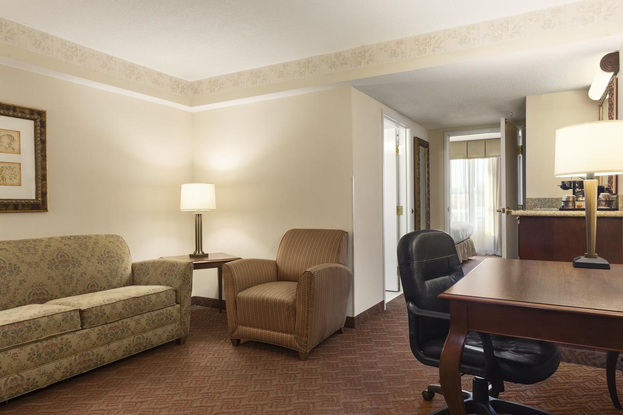 Country Inn & Suites By Radisson, Potomac Mills Woodbridge, VA - thumb 4