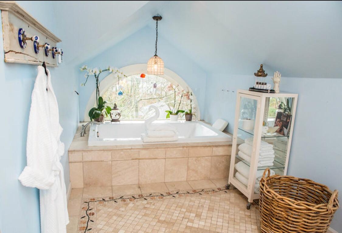 Baker's Hill Inn - thumb 5