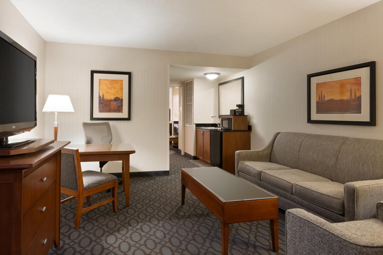 Embassy Suites Dulles - North/Loudoun - thumb 1