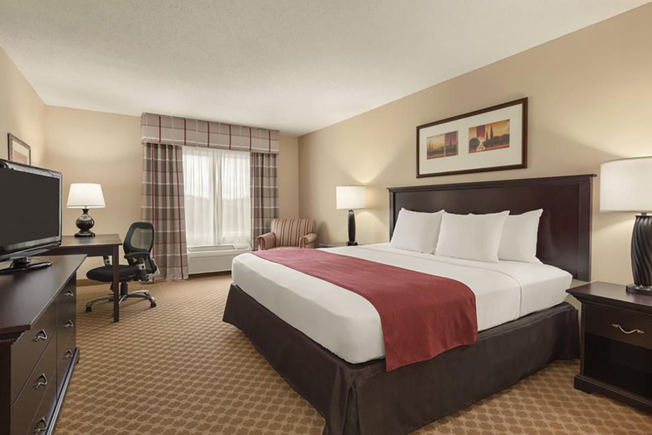 Country Inn & Suites By Radisson, Princeton, WV - thumb 9