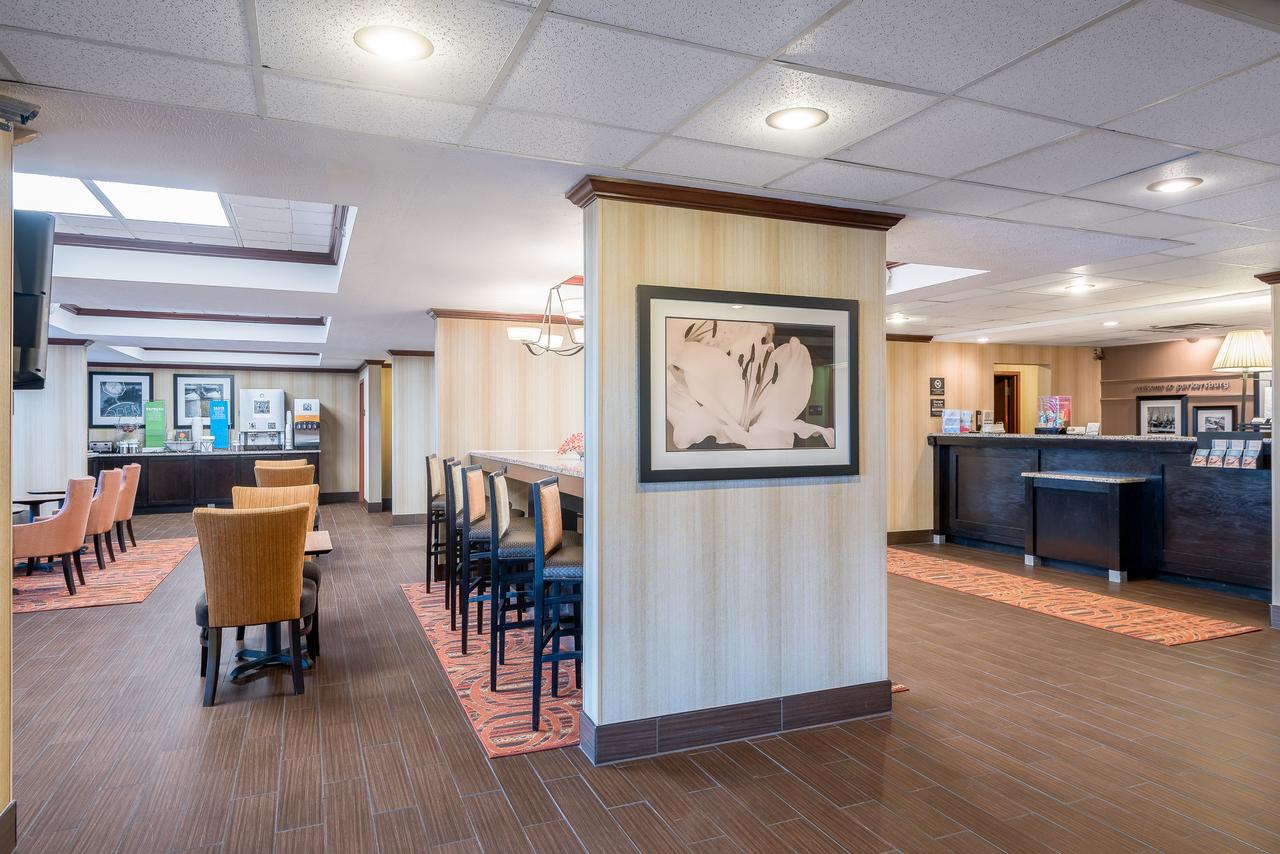 Hampton Inn Parkersburg/Mineral Wells - thumb 5