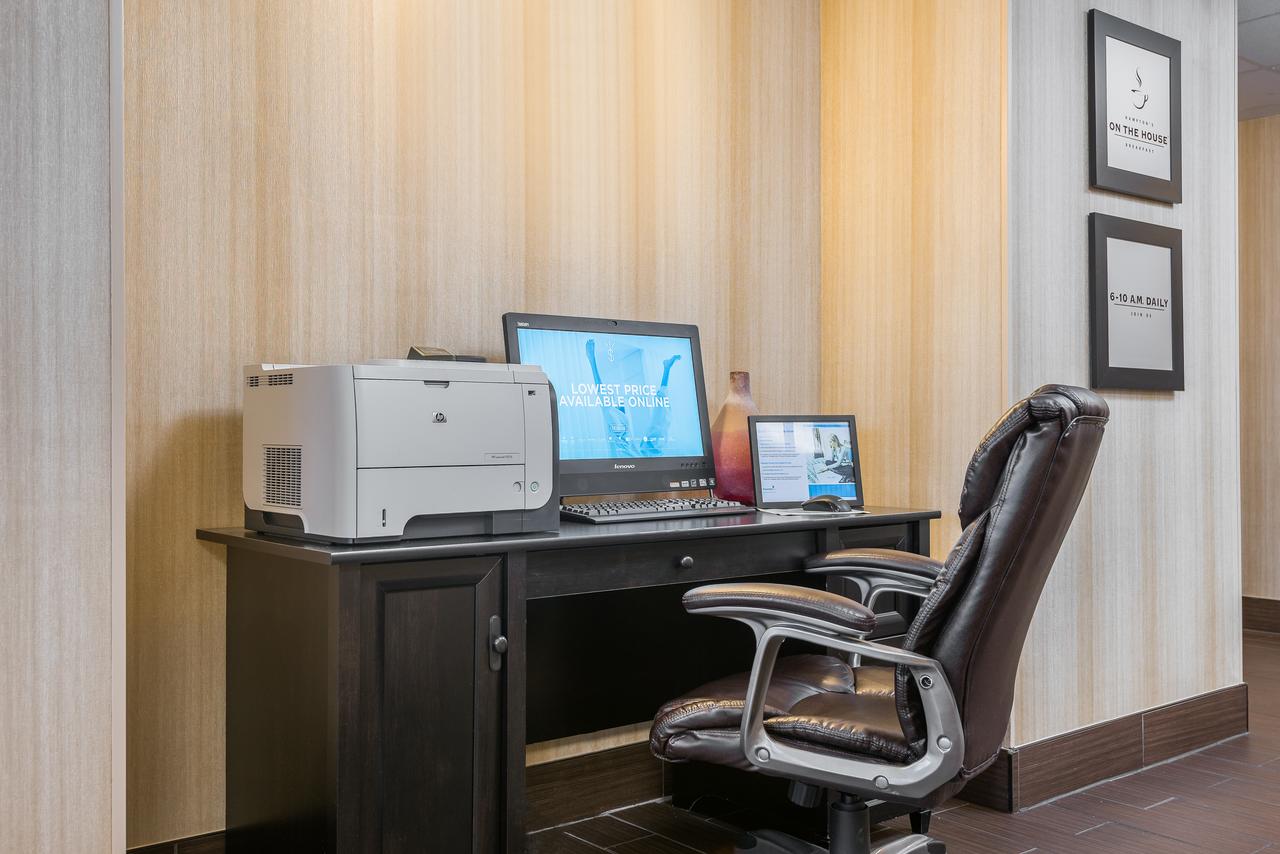 Hampton Inn Parkersburg/Mineral Wells - thumb 18