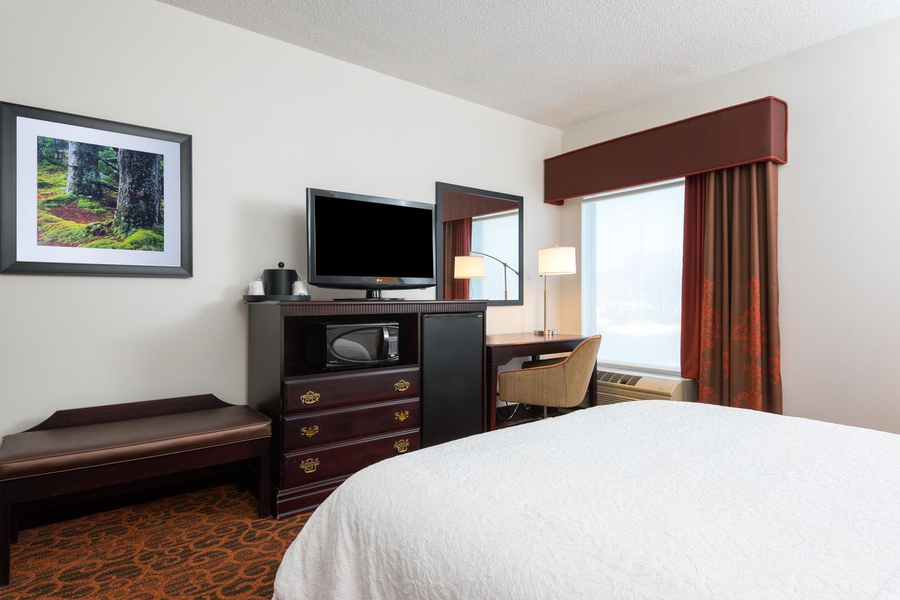 Hampton Inn Parkersburg/Mineral Wells - thumb 24