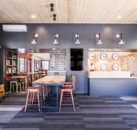 Mountain Modern Motel - Accommodation San Jose