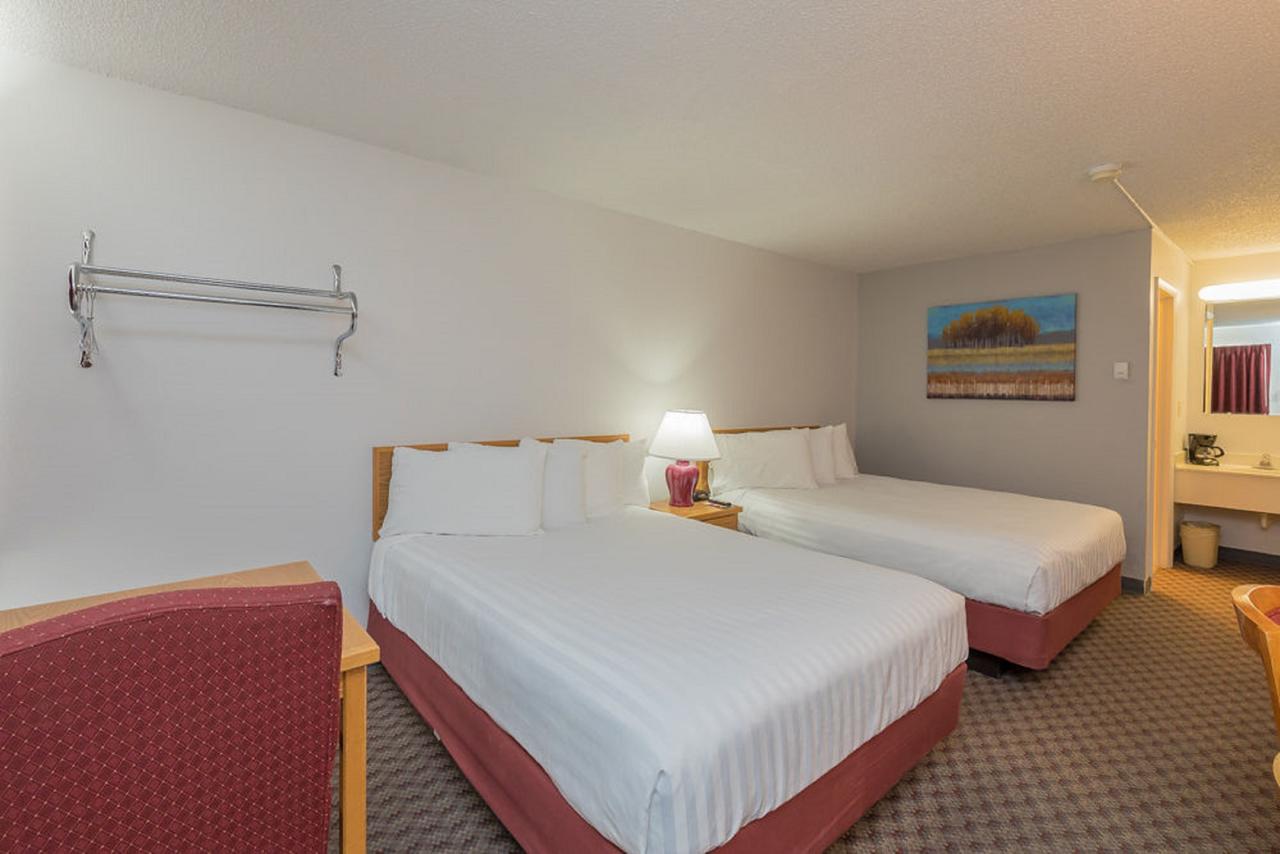 Motel 8 Rock Springs - thumb 3