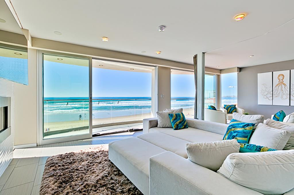 3415 - Beauty On The Beach Seven-Bedroom Holiday Home - thumb 2