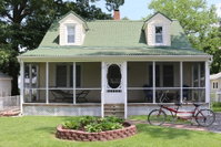 'Isle Have Another' - 1 Block to Colonial Beach Accommodation San Jose