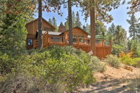 'Old Tahoe' Brockway Lodge with Hot Tub and Lake Views Accommodation San Jose