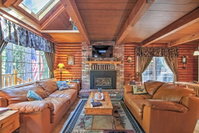 'Smokey's Den' South Lake Tahoe Cabin with Hot Tub Accommodation San Jose